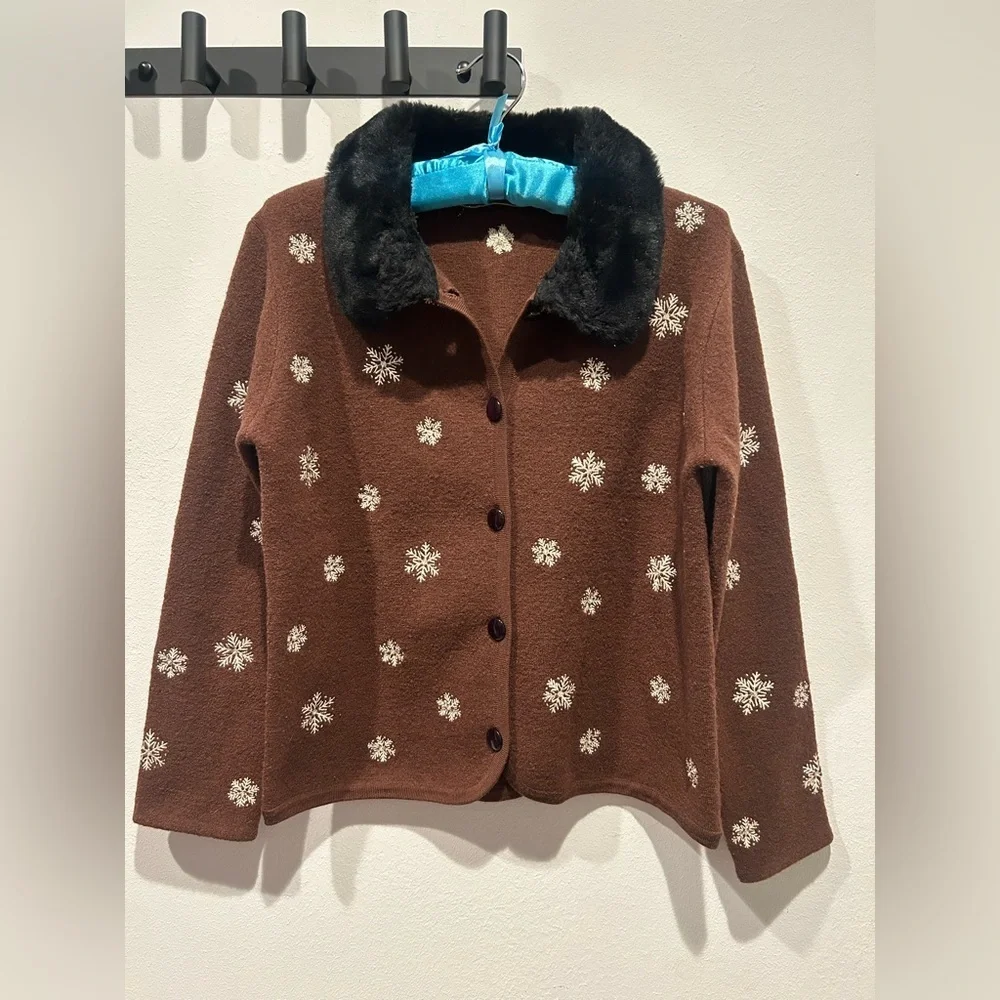 Vintage PAINTED PONY Brown Snowflake Fur Trimmer Wool Sweater / Size Small /